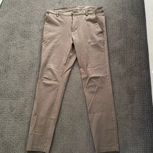 BYLT Everyday Pant 2.0 Tapered Fit